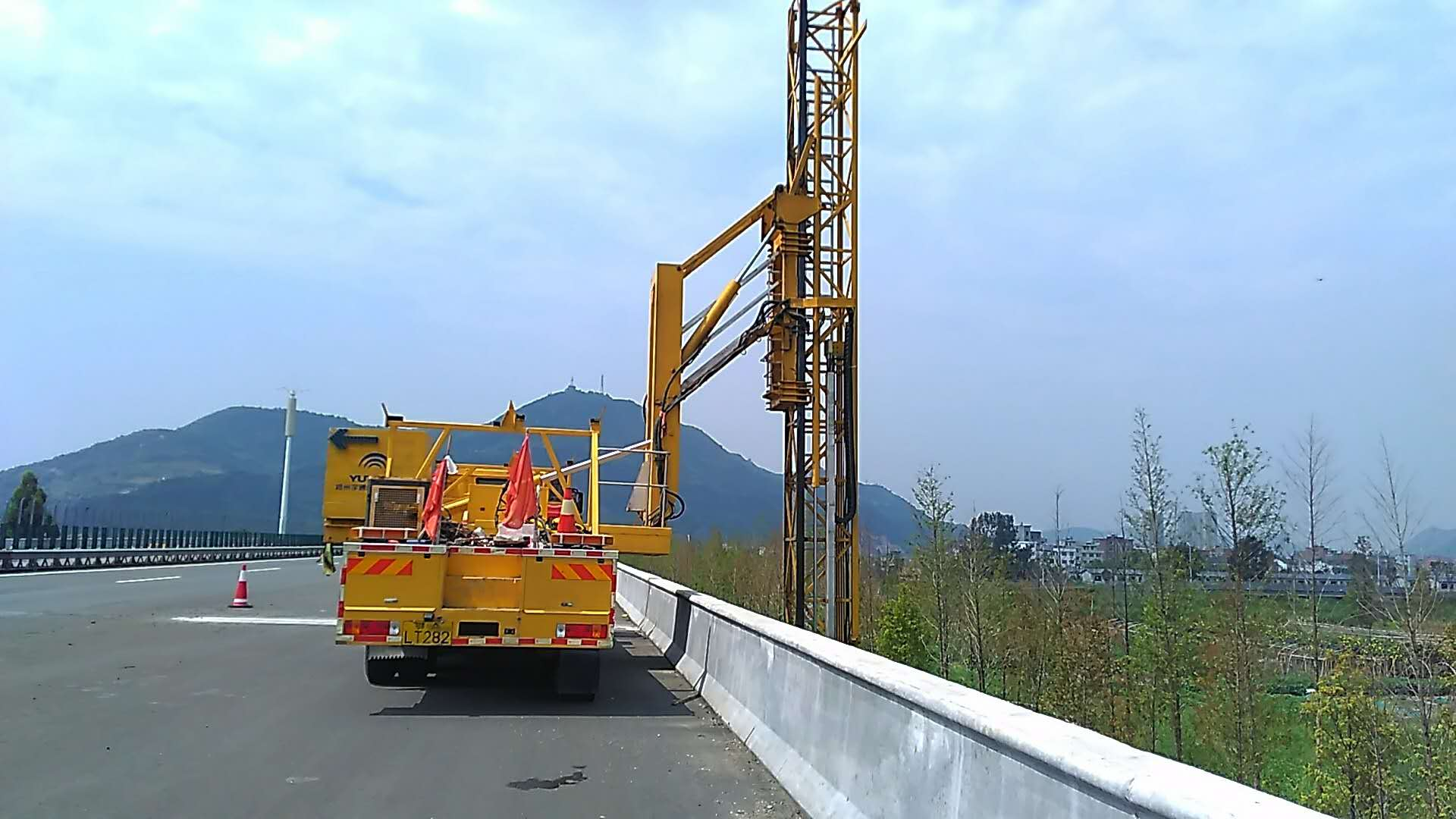 廣西14米橋檢車出租，廣西14米-22米橋檢車租賃，隨叫隨到